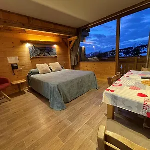 Le Very Aparthotel